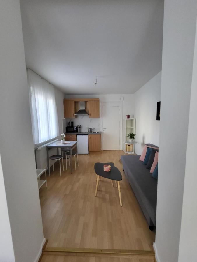 Studio Alicia, Idealement Situe Etterbeek Екстериор снимка